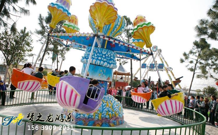 飛行類(lèi)游樂(lè)設(shè)備