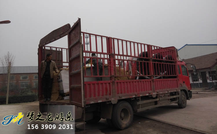 電瓶碰碰車，和諧號(hào)軌道小火車發(fā)貨